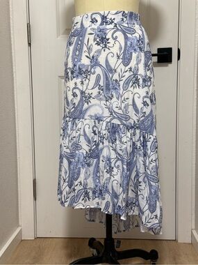 XL Blue Paisley Floral Skirt - Great Condition